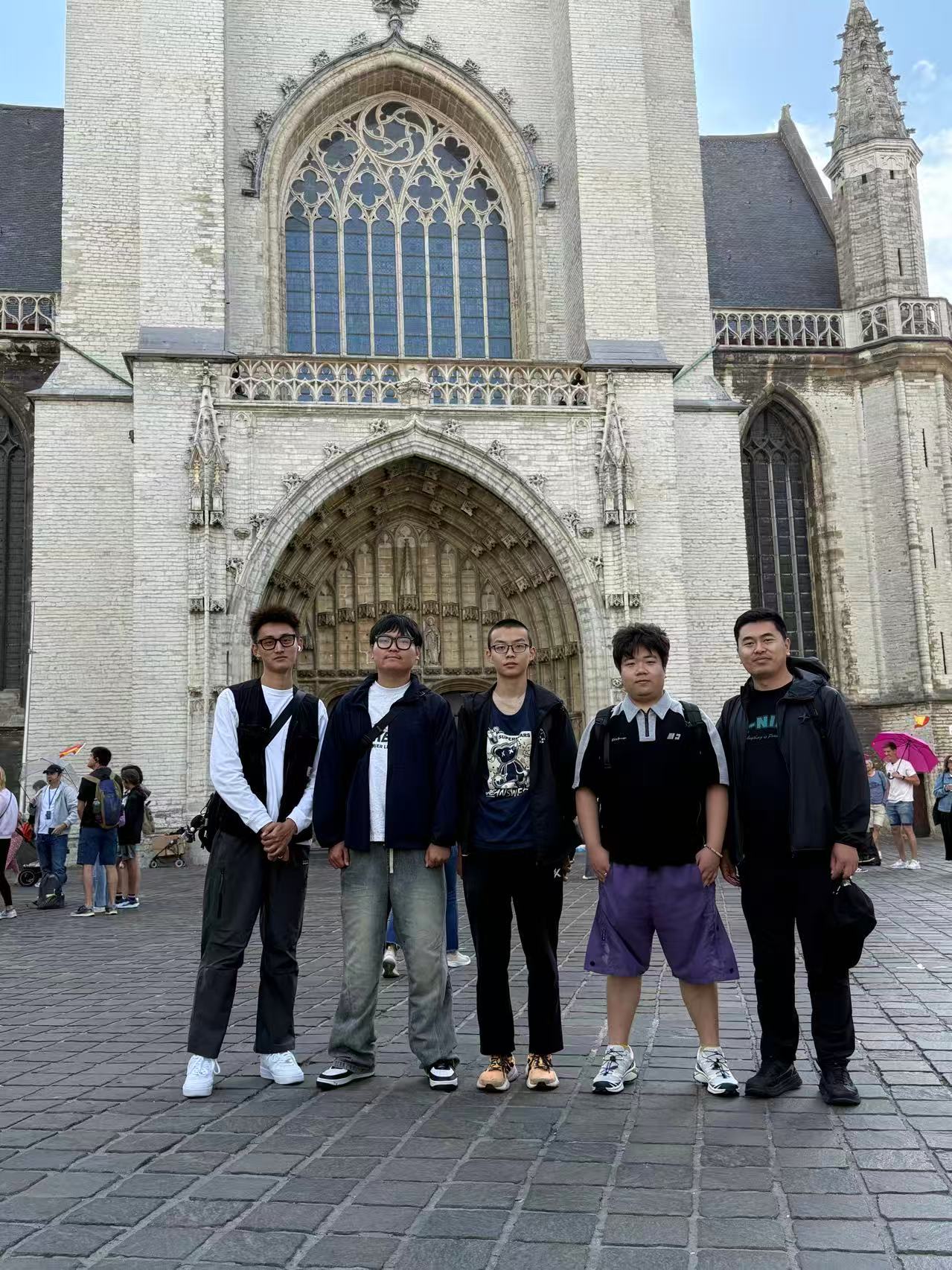 d4d38271aec31cd49ccc17e3e1c587d.jpg