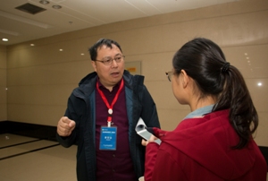 f78b4901c4634c4ead2475f634e11f9b.jpg 采访蔡崇法教授.jpg